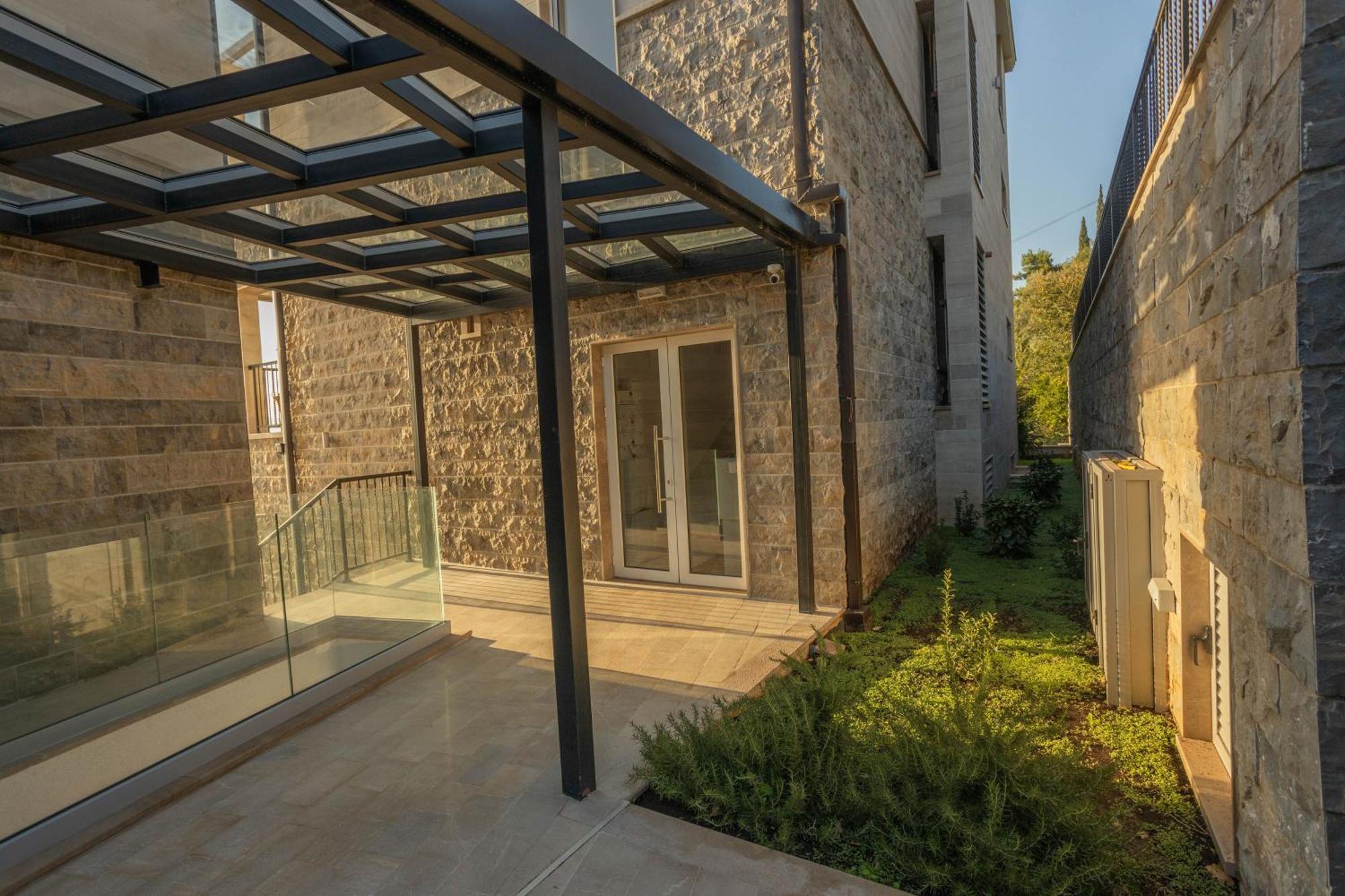 Panorama Bay Luxury Apartments Kotor Exterior photo