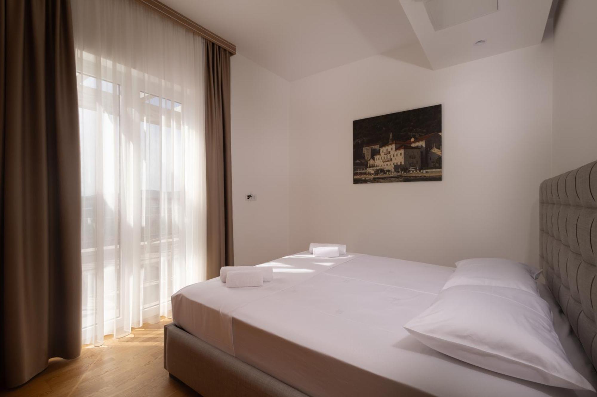 Panorama Bay Luxury Apartments Kotor Exterior photo