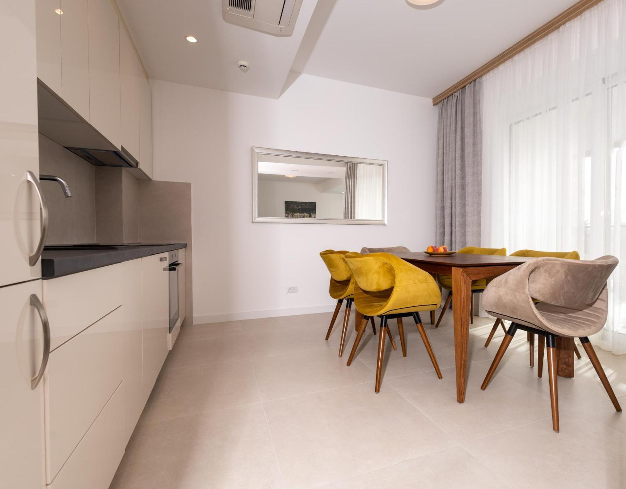Panorama Bay Luxury Apartments Kotor Exterior photo