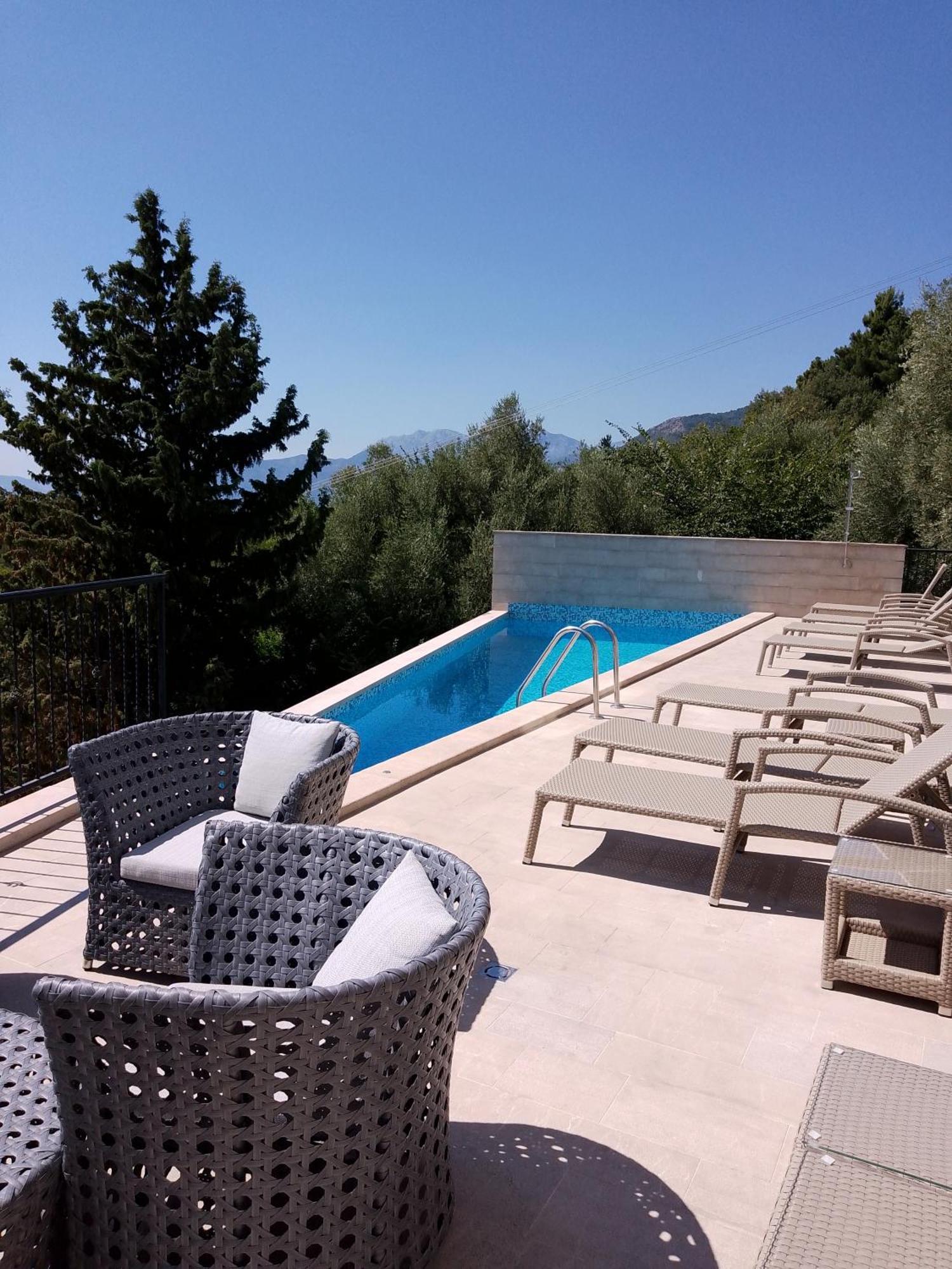 Panorama Bay Luxury Apartments Kotor Exterior photo