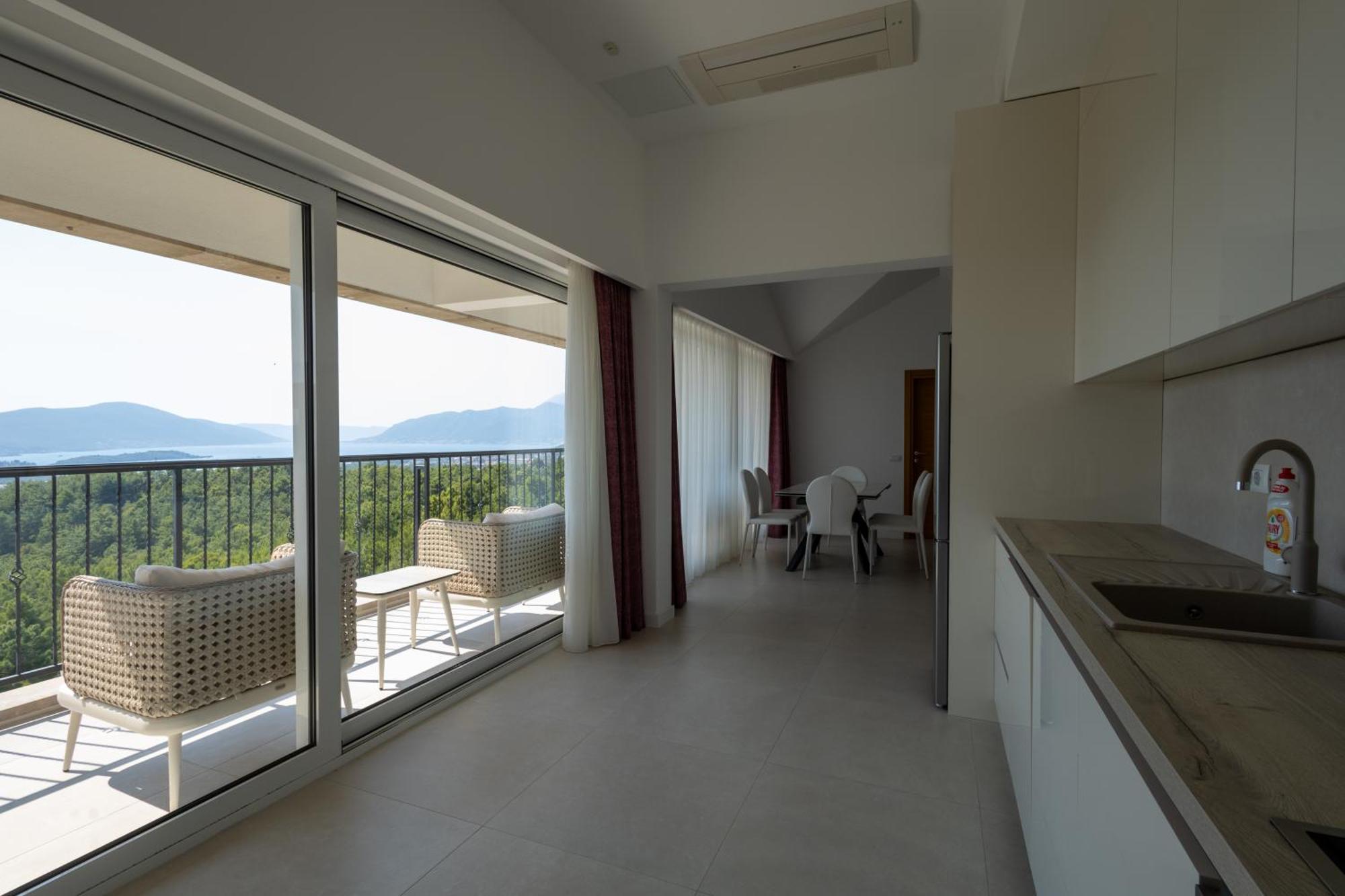 Panorama Bay Luxury Apartments Kotor Exterior photo