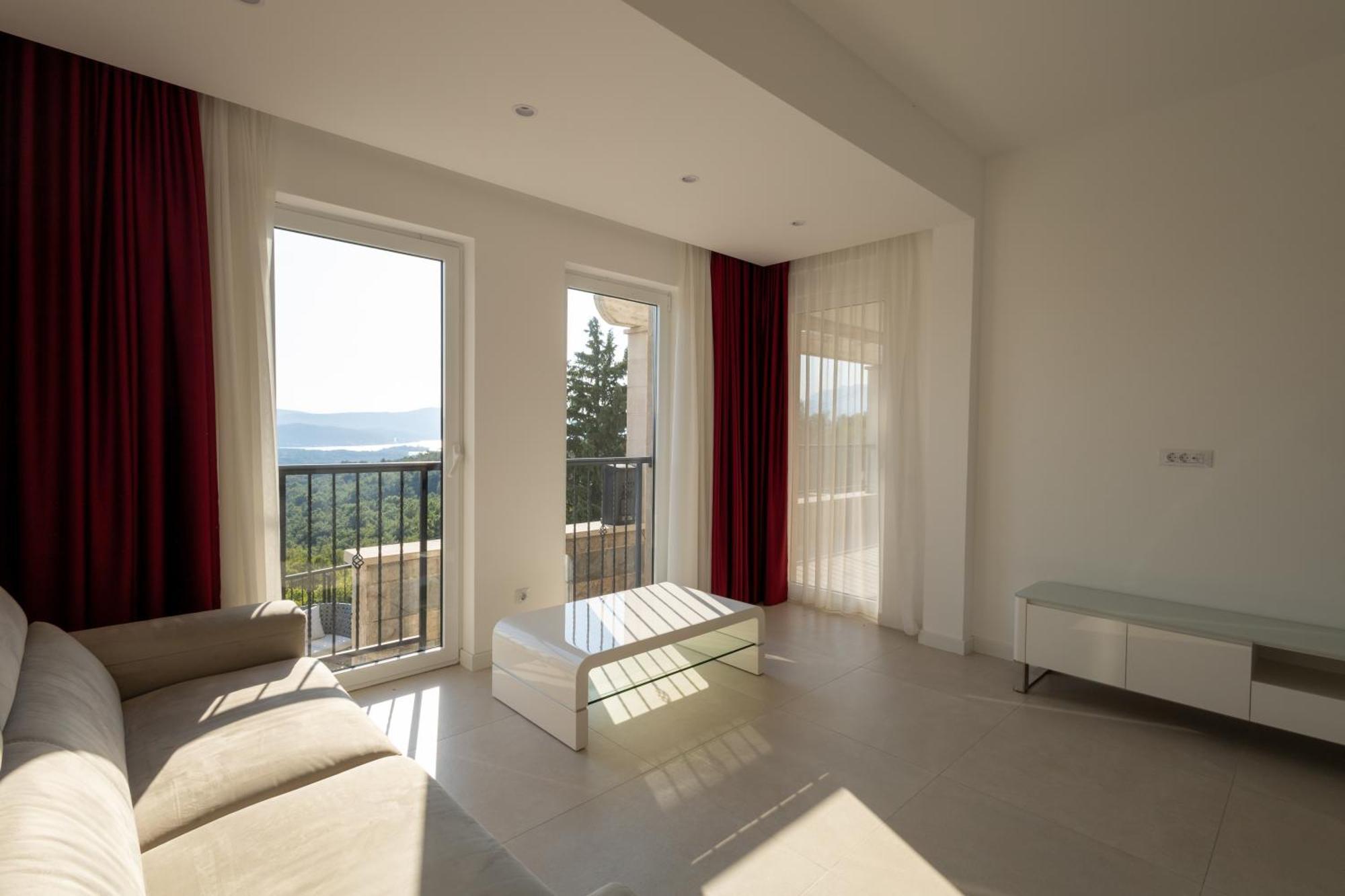 Panorama Bay Luxury Apartments Kotor Exterior photo